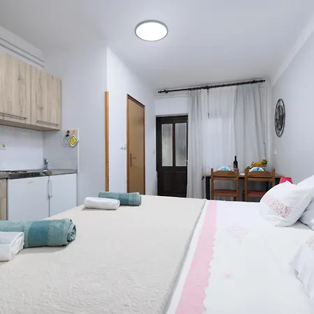 Studio Apartment Miranda Апартаменты Пореч
