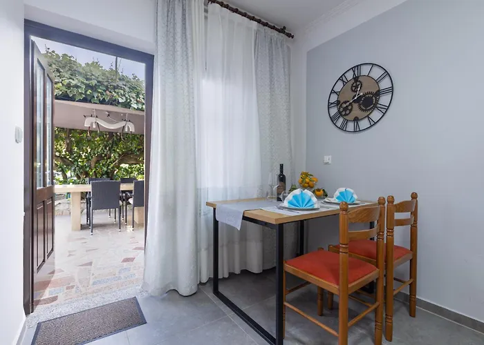 Studio Apartment Miranda *